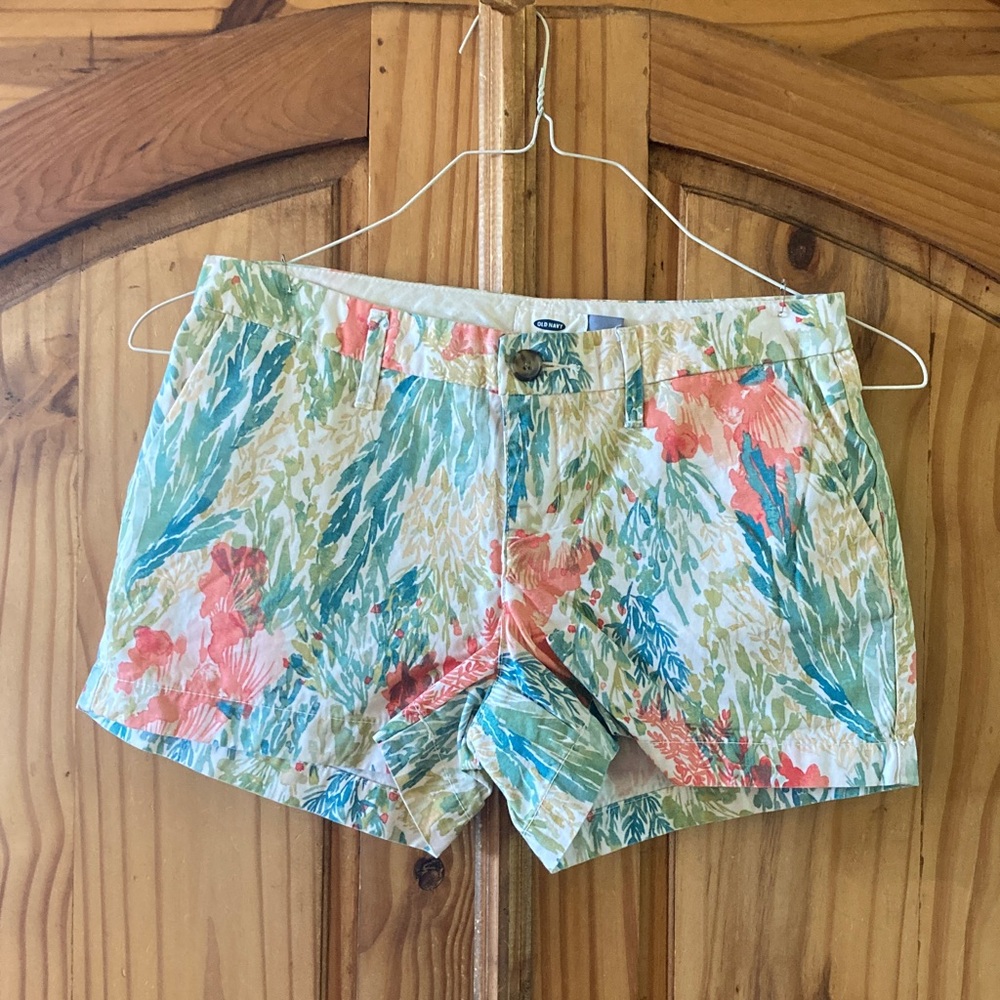 Women's Old Navy pink orange green flowers shorts size 0